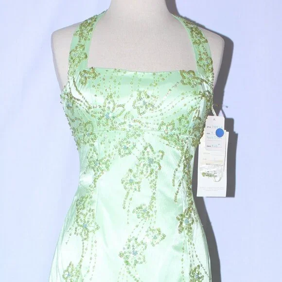 Loralie #7484 Hand Beaded Tulle Fit and Flare Prom Gown-Size 8-Apple Green-NEW - Picture 4 of 4